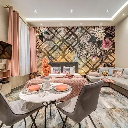 Magic Exotic In Downtown Apartment *