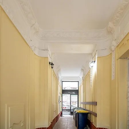 Magic Exotic In Downtown *